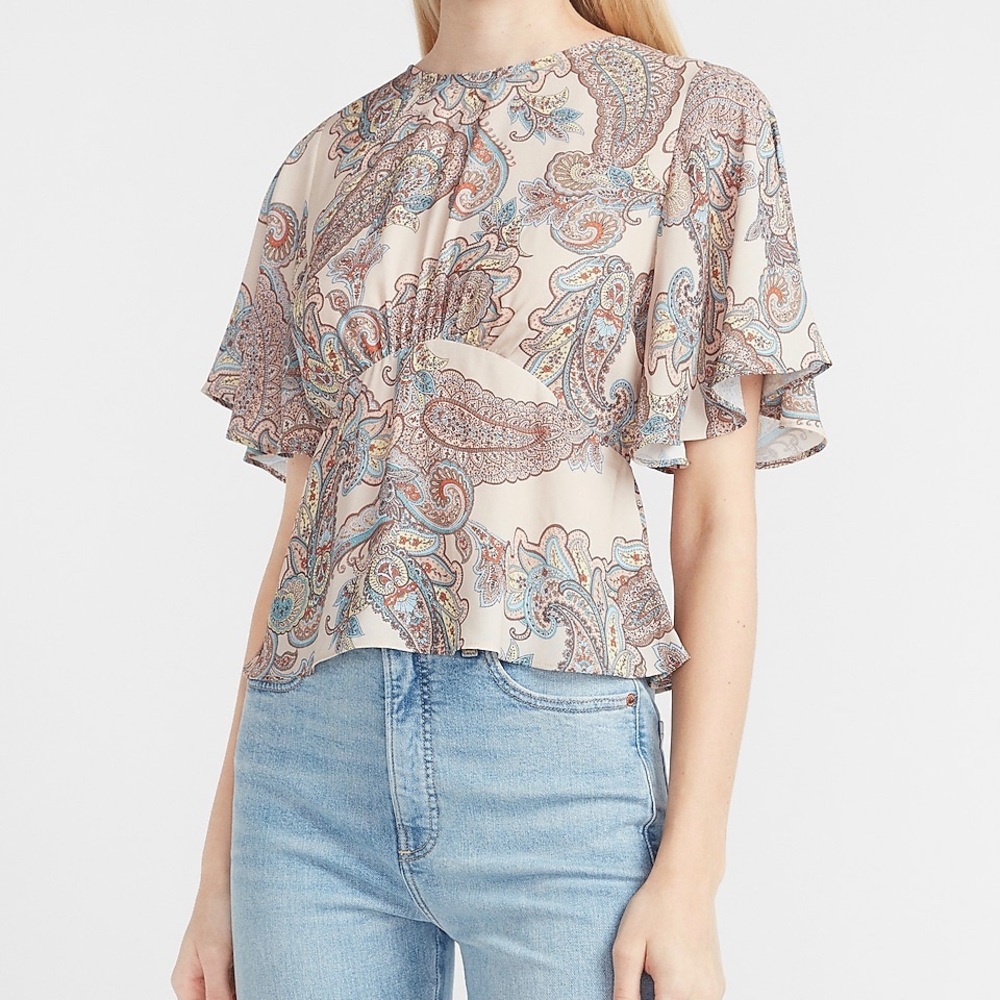 NWT Paisley Cinched Waist Flutter Sleeve Top